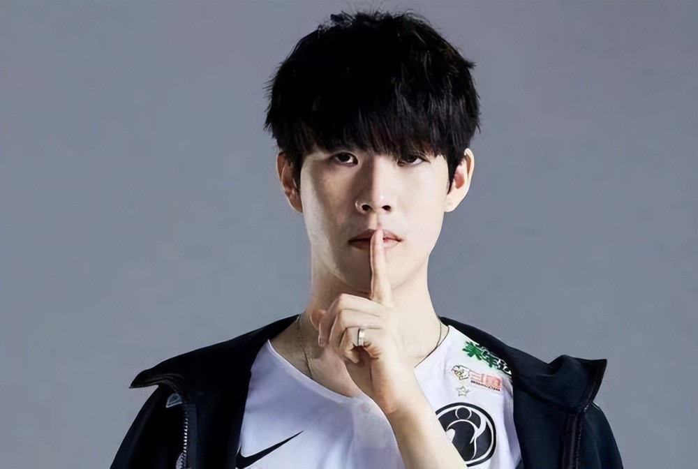 【lpl战报】iG 2-1 JDG：Wink回归首秀 iG成功让一追二